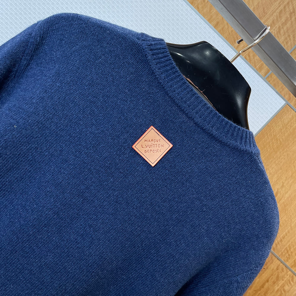 LV UNISEX SHIRT(size:S|M|L|XL)
