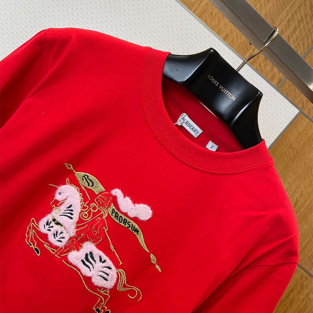 Bv*b*rry UNISEX SHIRT(size:XS|S|M|L)
