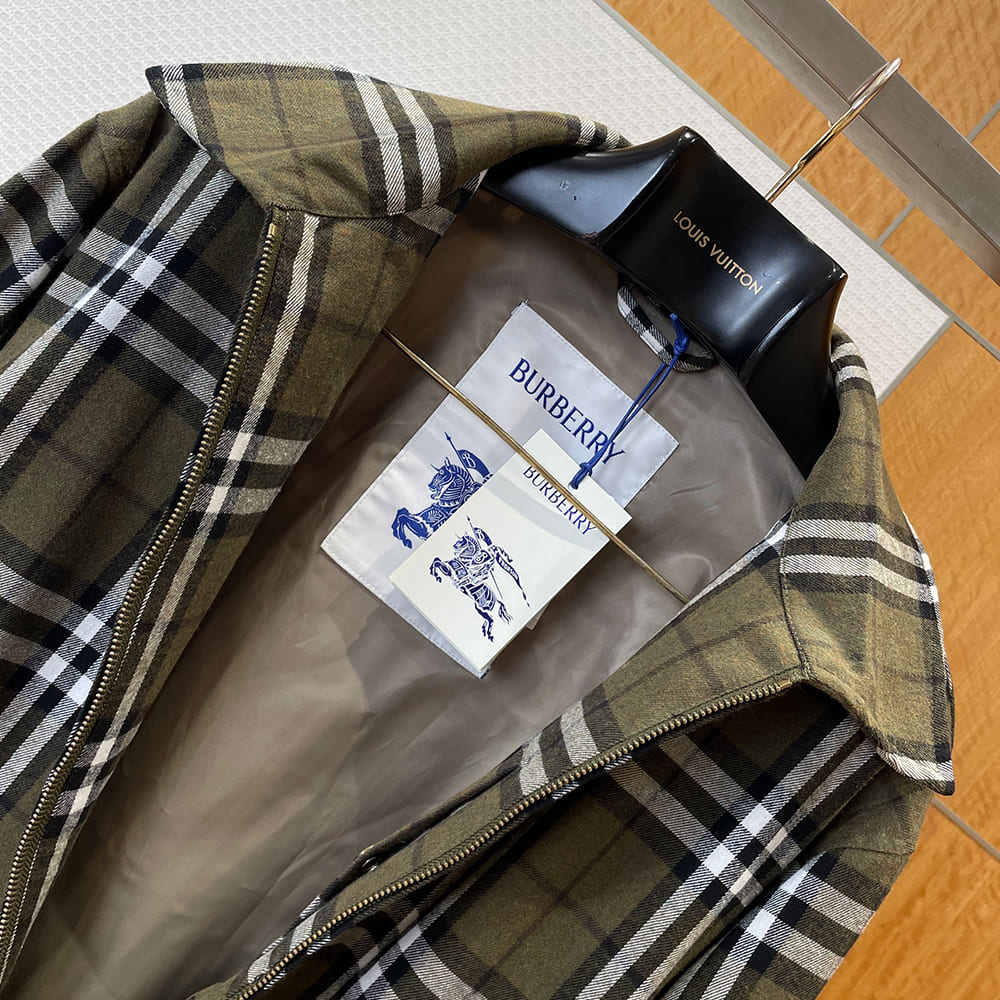 Bv*b*rry UNISEX COAT(size:S|M|L|XL)