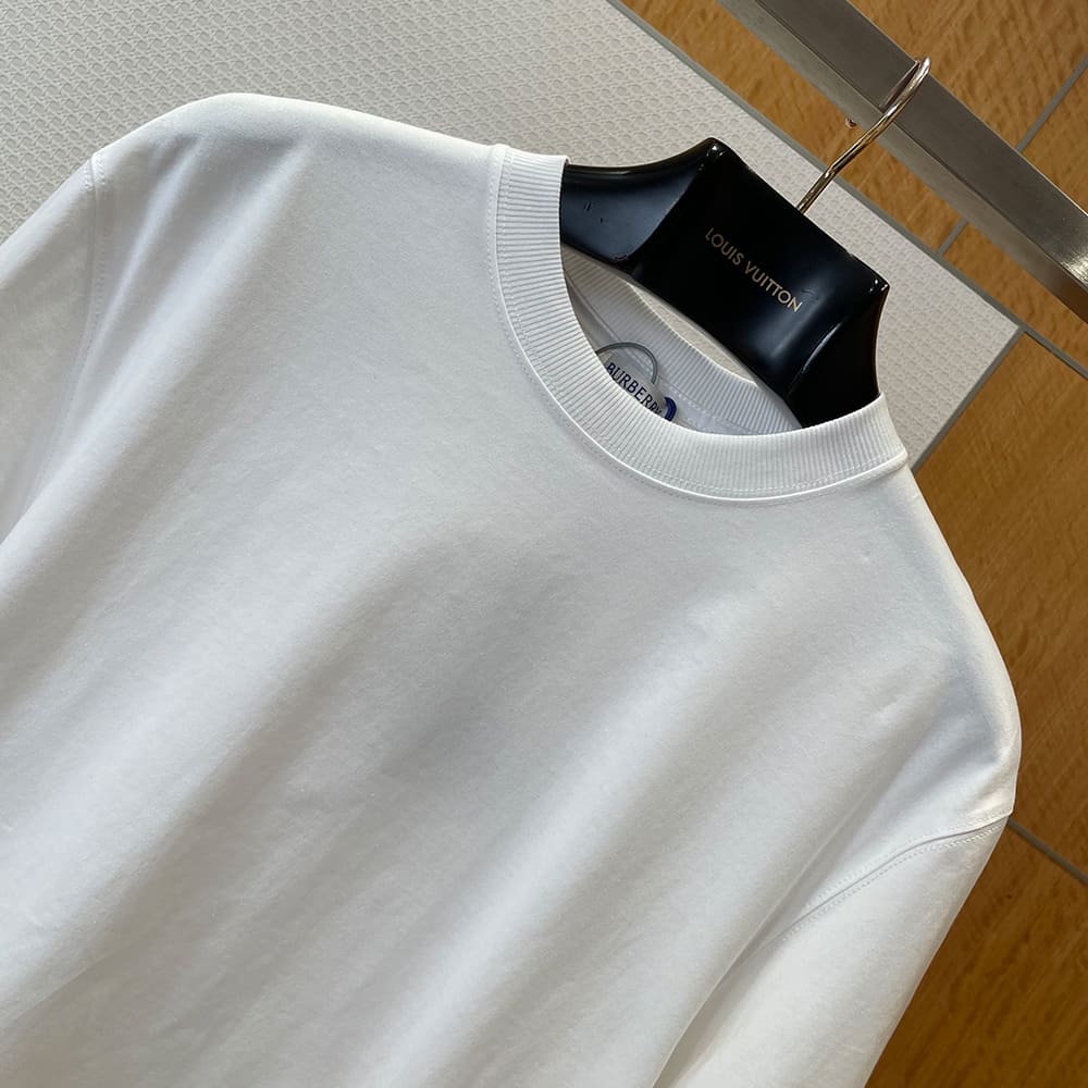 Bv*b*rry UNISEX SHIRT(size:S|M|L|XL)