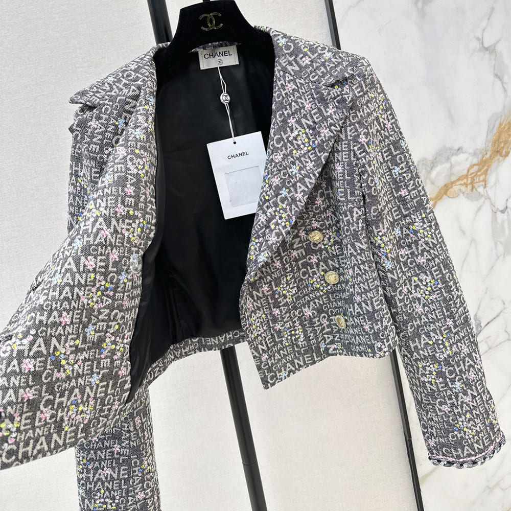 Ch**el WOMEN COAT(size:S|M|L)