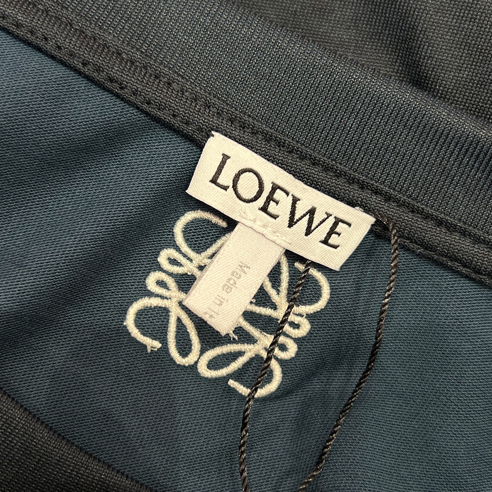L0ew* UNISEX SHIRT(size:XS|S|M|L)