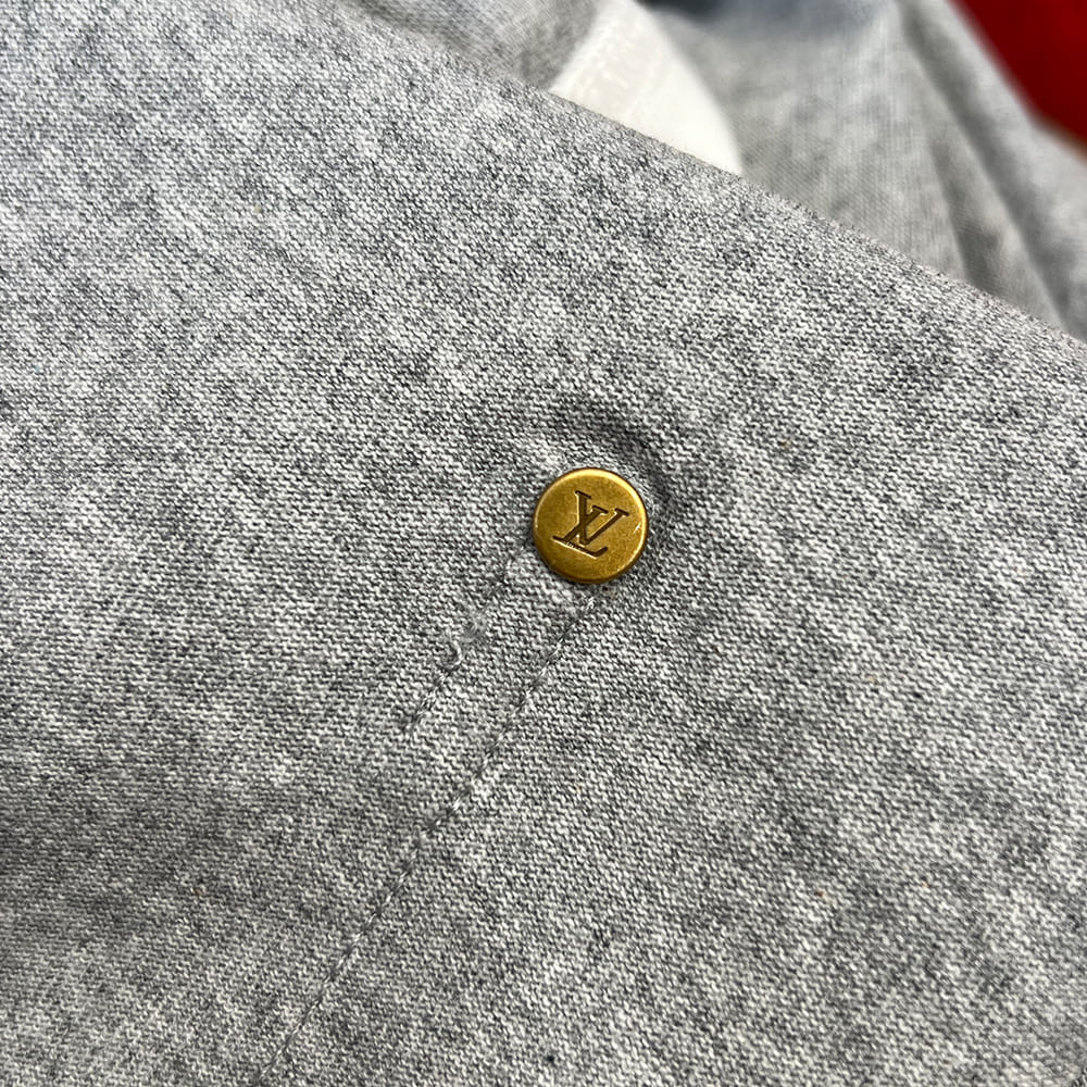 LV UNISEX SHIRT(size:S|M|L|XL)