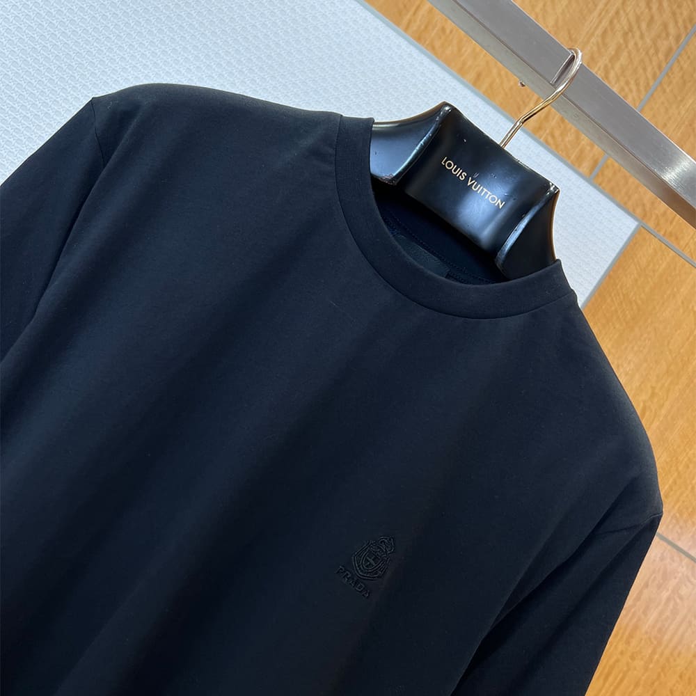 Pra*a UNISEX SHIRT(size:XS|S|M|L)