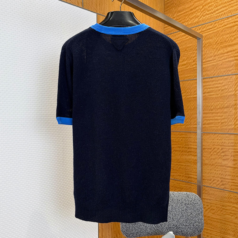 Pra*a UNISEX SHIRT(size:S|M|L|XL)