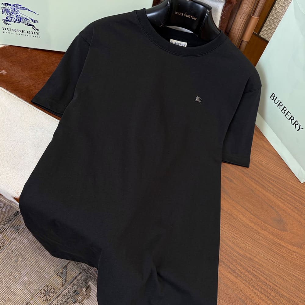 Bv*b*rry UNISEX SHIRT(size:S|M|L|XL)