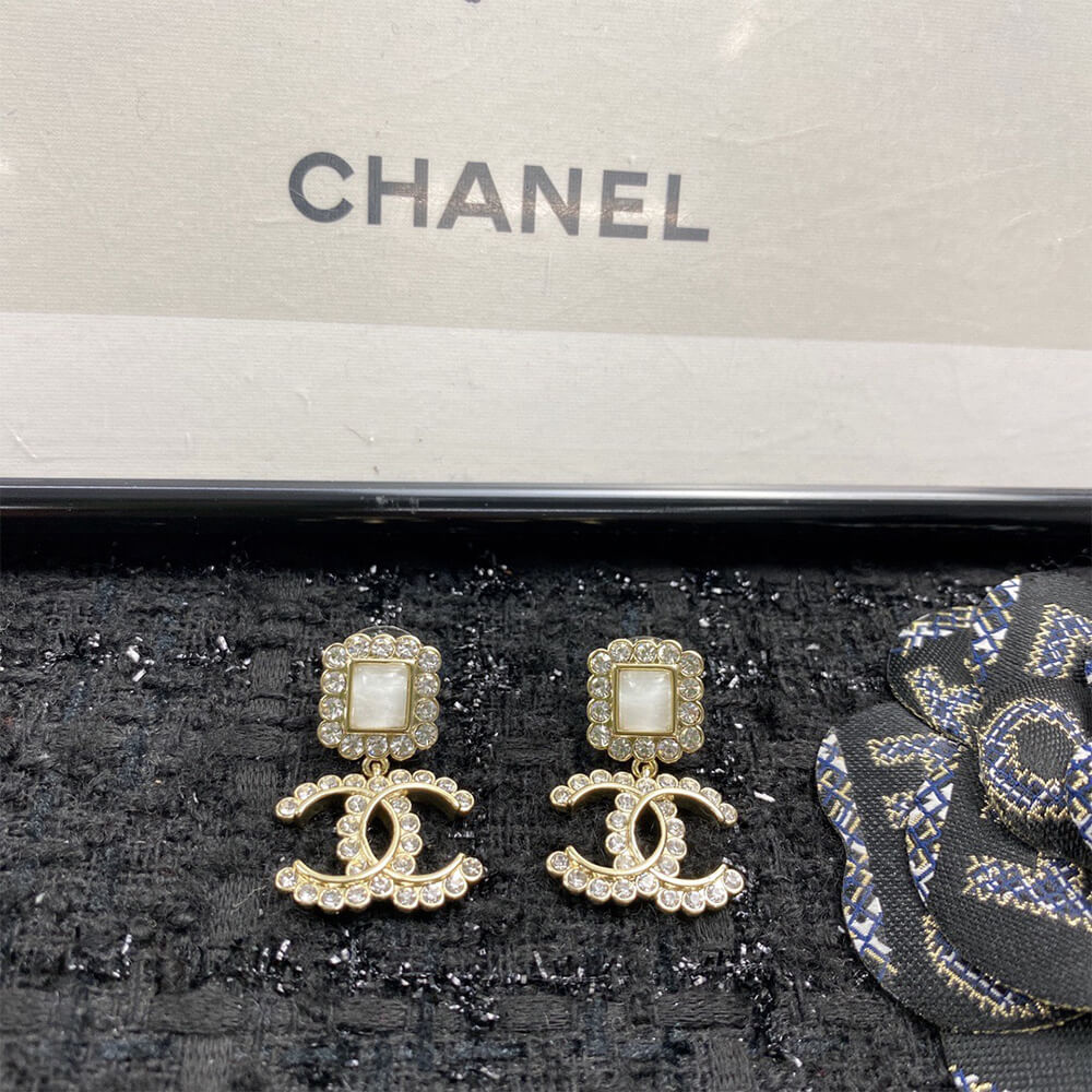 Ch**el D1am0nd EARRINGS