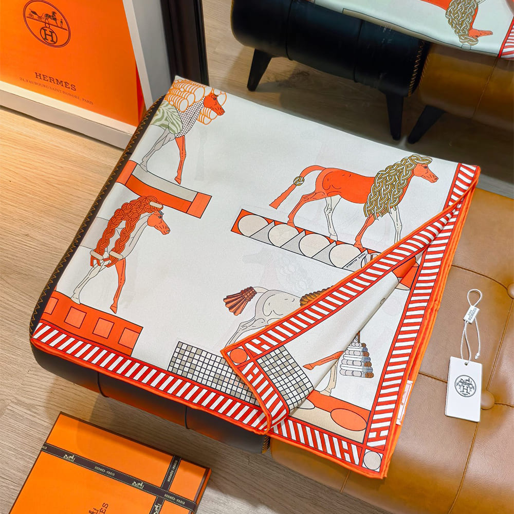 H**me5 A Toute Allure scarf 90