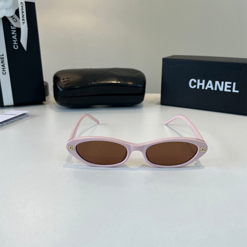 Ch**el Sunglasses
