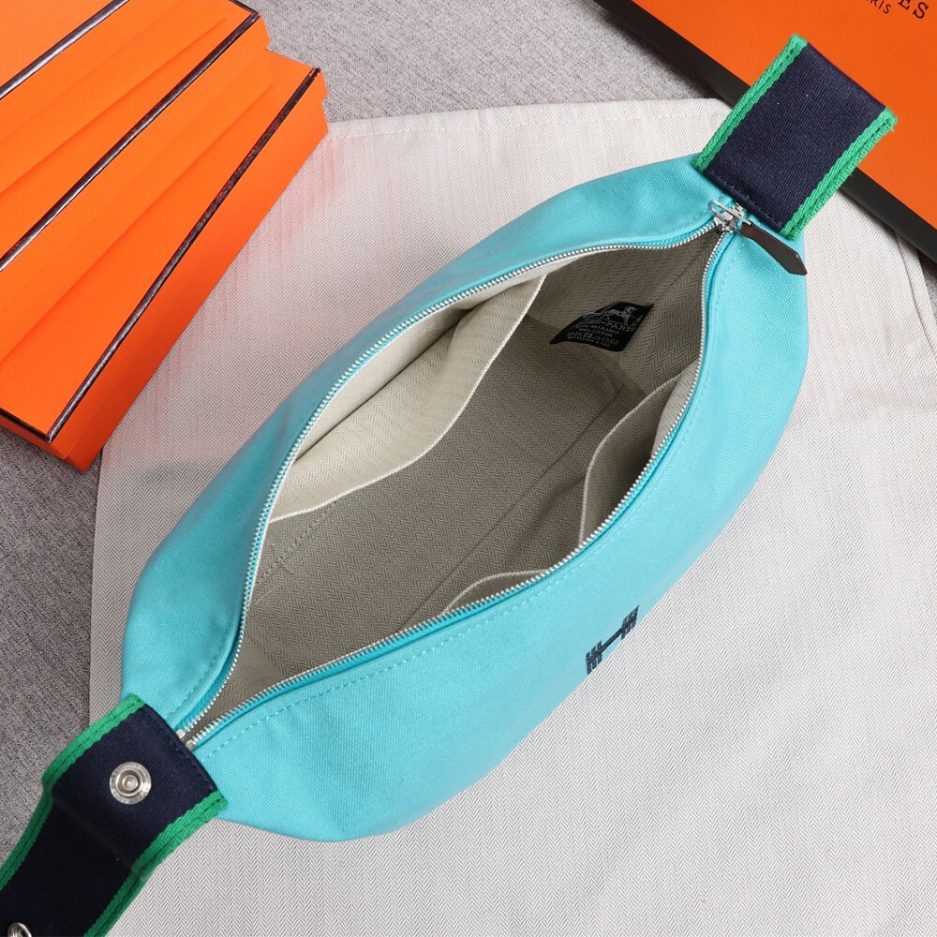 H**me5 toiletery bag