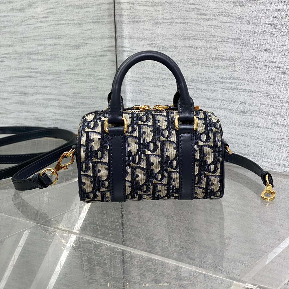 D10r Groove 16 Bag