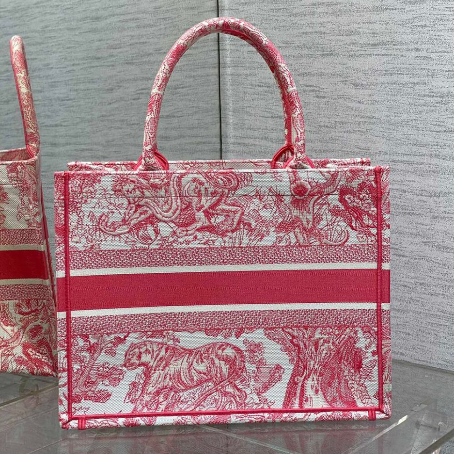 Medium D10r Book Tote