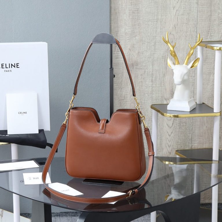 Ce1i*e SMALL CAMILLE 16 SOFT BAG IN SMOOTH CALFSKIN(HIGH-END GRADE)