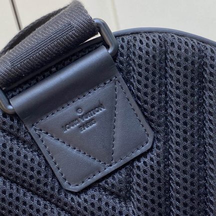 LV Pilot Slingbag
